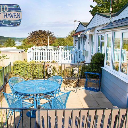 Dart Haven - Cheerful Holiday Bungalow In Galmpton Exterior photo